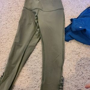 Lululemon leggings